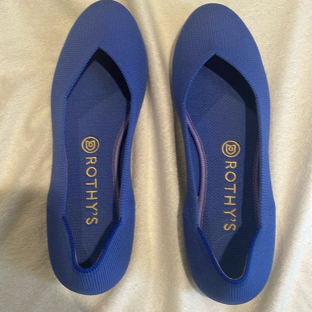 Size 8.5 Rothy’s flats